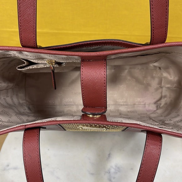 Authentic Micro Studded - Michael Kors Leather Jet Tote - Picture 4 of 13